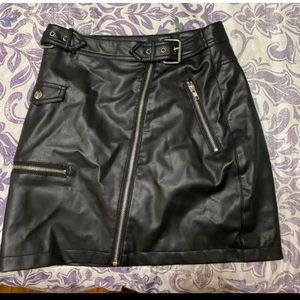 leather skirt